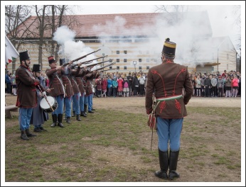 Budakeszi iskoláiban és óvodáiban március idusán (fotó: Turi András)