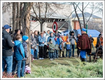 Váci nyargaló tüzérek Csepelen