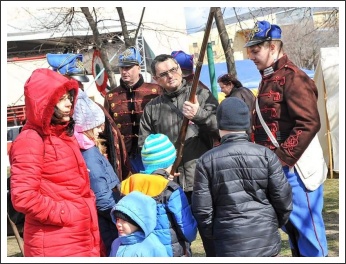 Váci nyargaló tüzérek Csepelen