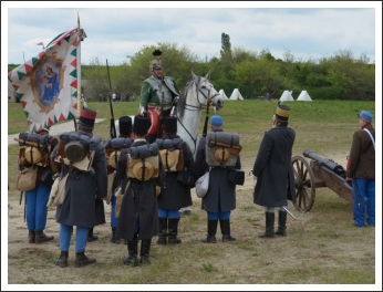 Kiképzés és hadijáték Komáromban (forrás: 2. Honvéd Zászlóalj)