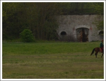 Kiképzés és hadijáték Komáromban (forrás: 2. Honvéd Zászlóalj)