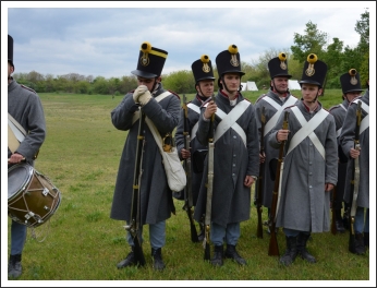 Kiképzés és hadijáték Komáromban (forrás: 2. Honvéd Zászlóalj)