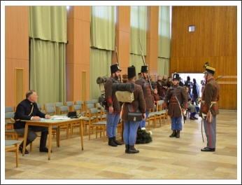 Gyalogság és tüzérség alaki és küllemi minősítő vizsgája, elméleti és fegyverkezelési vizsgája (fotó: Berlinger Dorottya)
