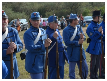 Ismét dörögtek az ágyúk a Mészeg-hegy lábánál (fotó: Berlingerné Kiss Orsolya)